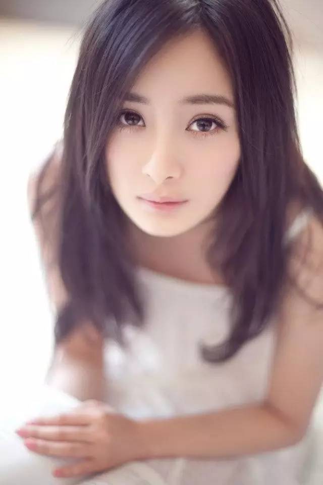 128间房主播跳舞 侦探之夜